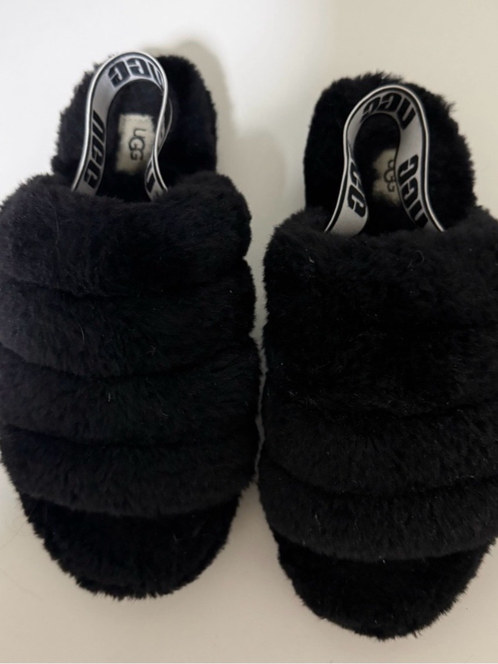 UGG Women’s Fluff Yeah Slide with Branded Elastic Strap